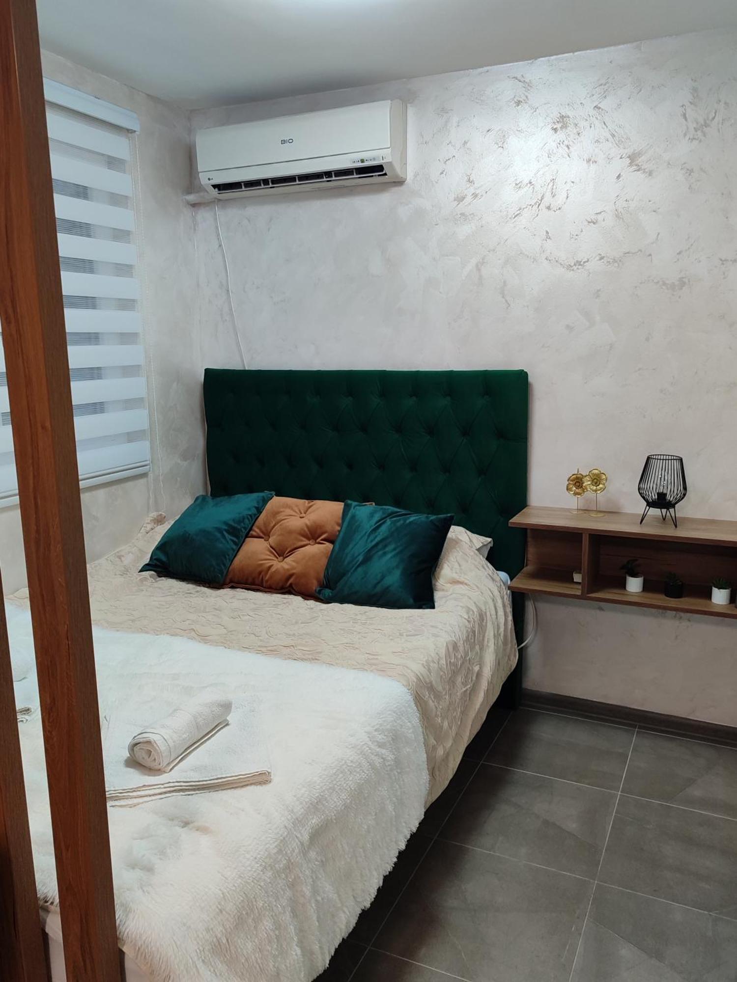 Studio Apartman Free Parking Rubikon Belgrade Exterior photo